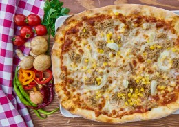 美味好吃的披萨图片