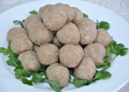 美味好吃的肉丸子图片