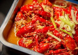 鲜美浓香的麻辣小龙虾图片