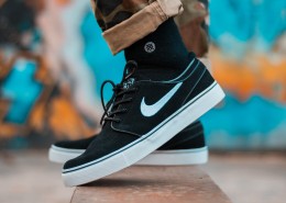 耐克男士帆布鞋图片