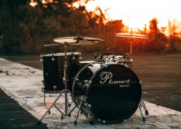 乐器架子鼓的图片