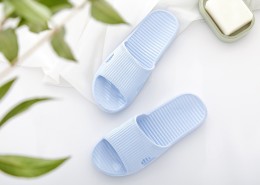 居家日用拖鞋图片