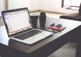 苹果笔记本电脑的图片