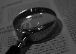 放大镜高清图片