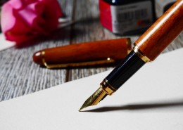 精致的钢笔图片