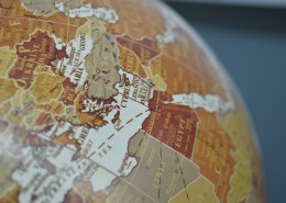 教学用地球仪图片