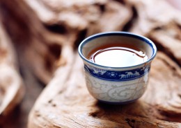 经典的中式茶杯图片