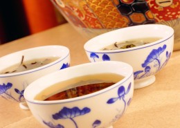 古典的中式茶碗图片