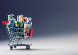 购物车与钞票图片