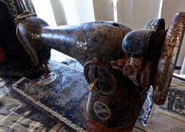 老式缝纫机图片