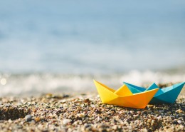 可爱的纸船图片