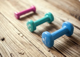 健身器材哑铃图片