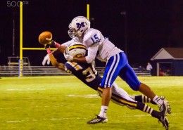 激烈的橄榄球比赛图片大全