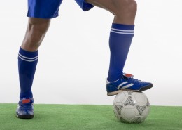 足球运动员特写图片