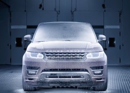 路虎揽胜汽车图片