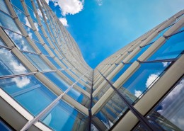 高耸的现代建筑图片