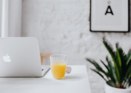 现代化设计的客厅图片