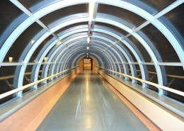 建筑物走廊图片