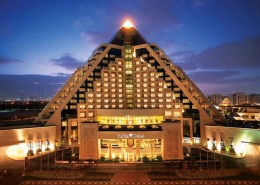 迪拜莱佛士酒店装潢图片