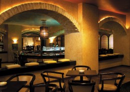 印尼泗水香格里拉大酒店酒吧图片