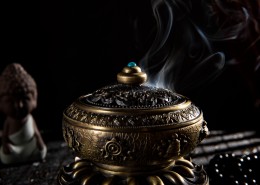 禅意十足古人焚香香炉图片