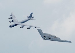 B-52轰炸机图片