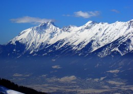 秀丽的雪山图片