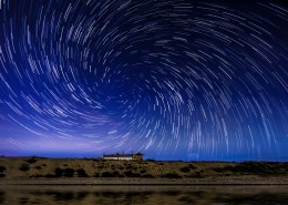 漂亮的星轨星空图片