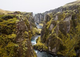 秀丽的峡谷图片