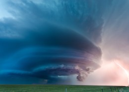 自然灾害龙卷风图片