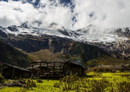 云南雨崩村风景图片