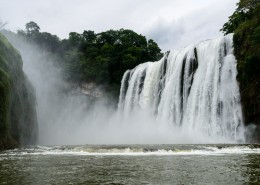 贵州黄果树瀑布风景图片