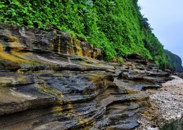 广西涠洲岛滴水丹屏图片