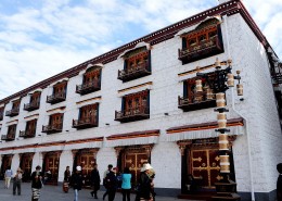 西藏拉萨八廓街人文风景图片
