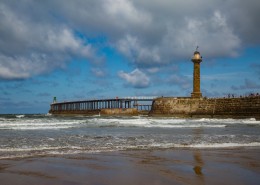 英格兰惠特比海滨风景图片