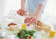 女性和早餐图片