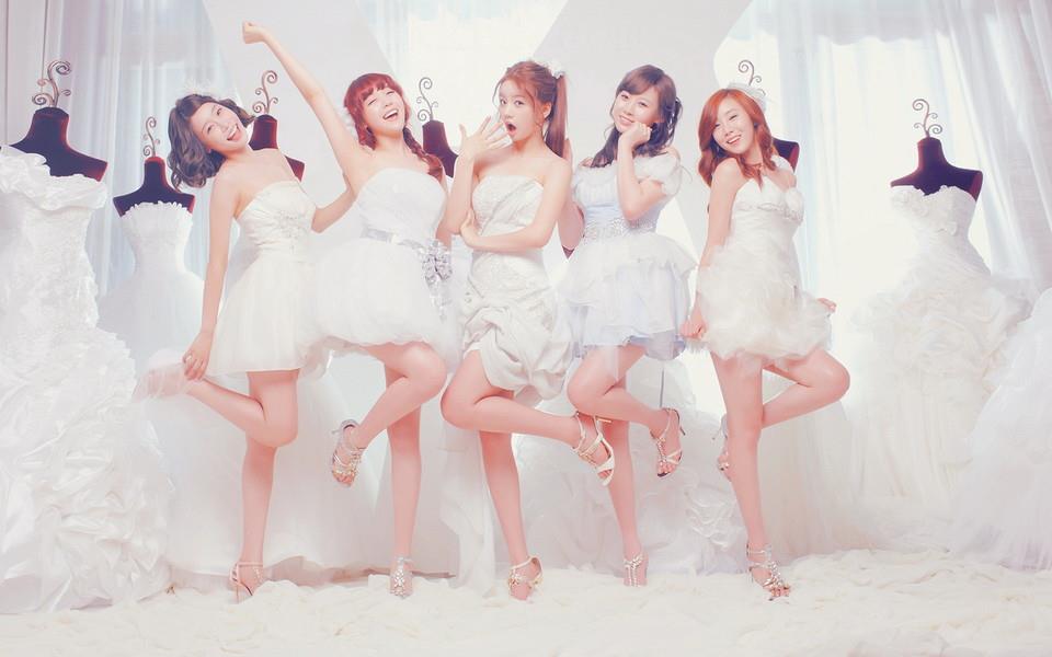 最新养眼小美女图片