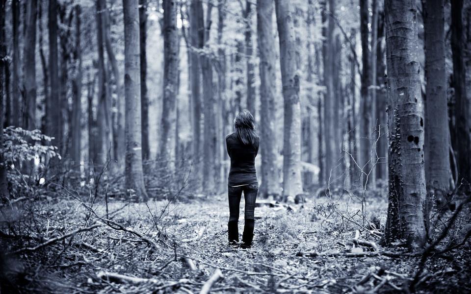 美女图片库 孤独女孩图片