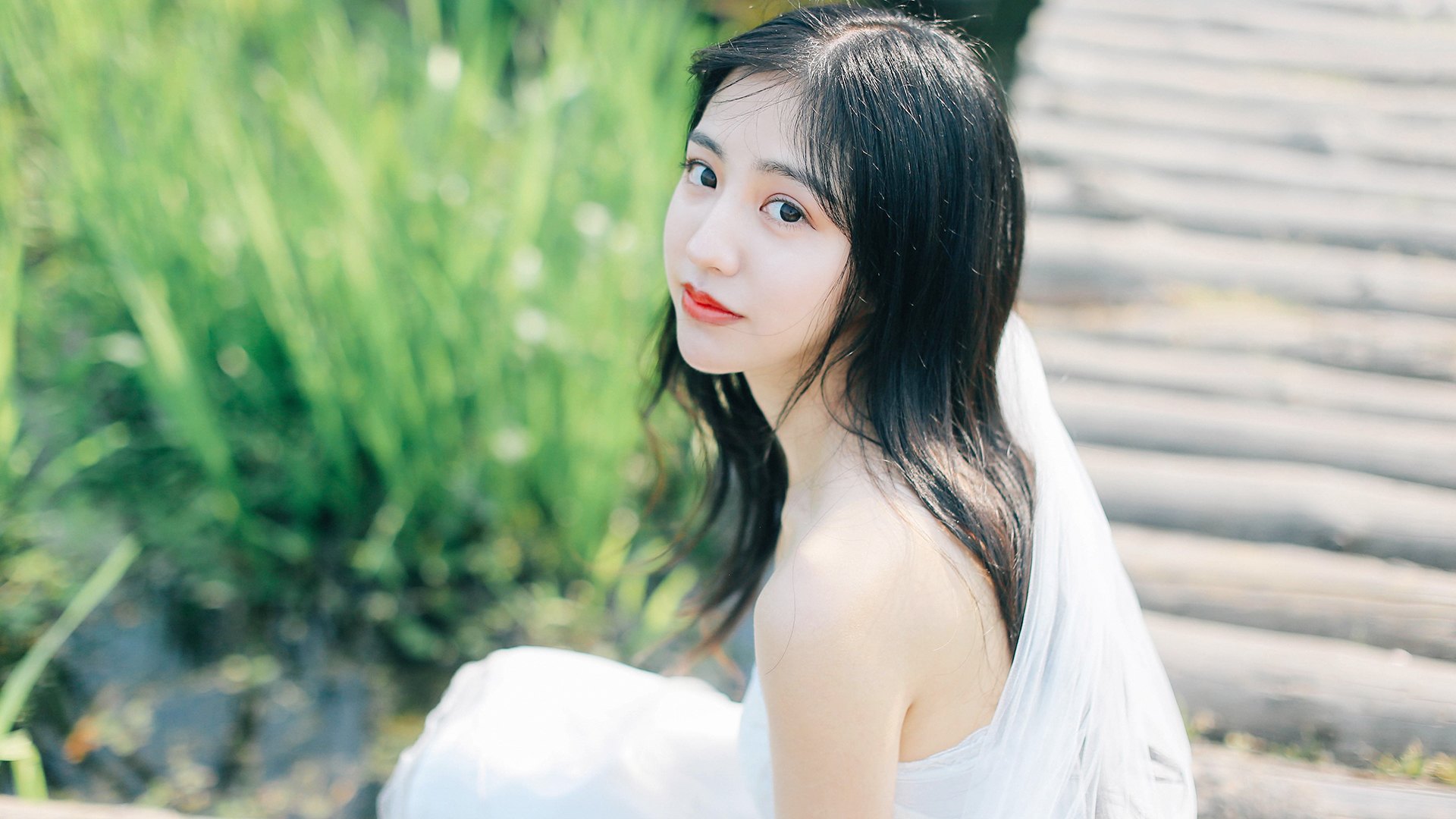 羞涩小美女图片 羞涩小美女图片大全