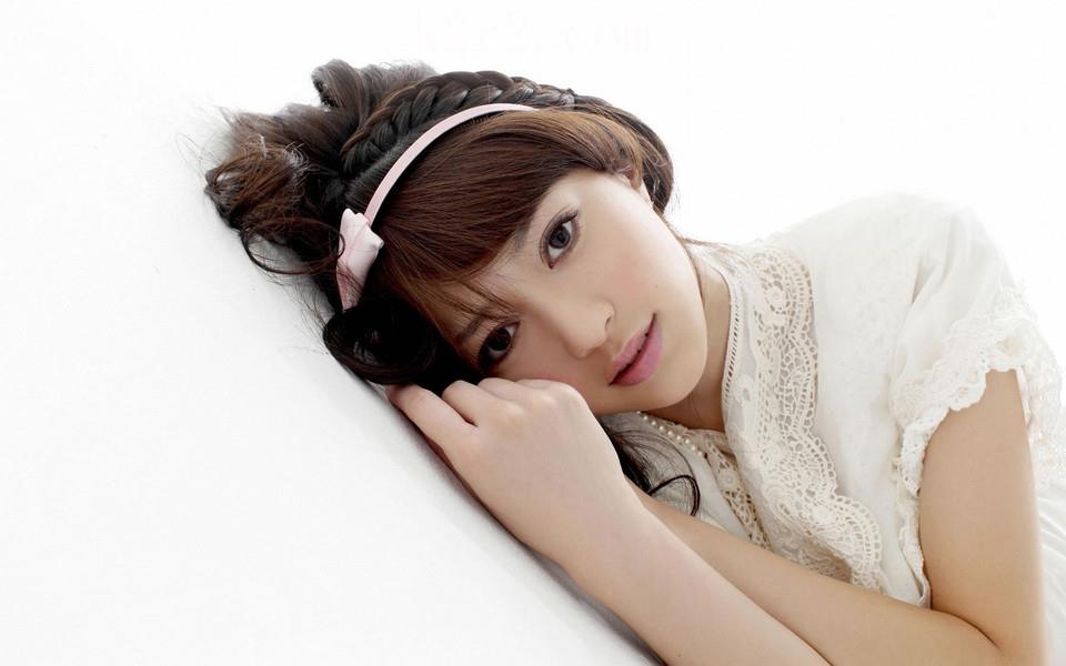 白袜美女图片 白袜美女图片大全