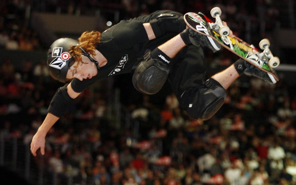 滑板运动特写电脑高清图片