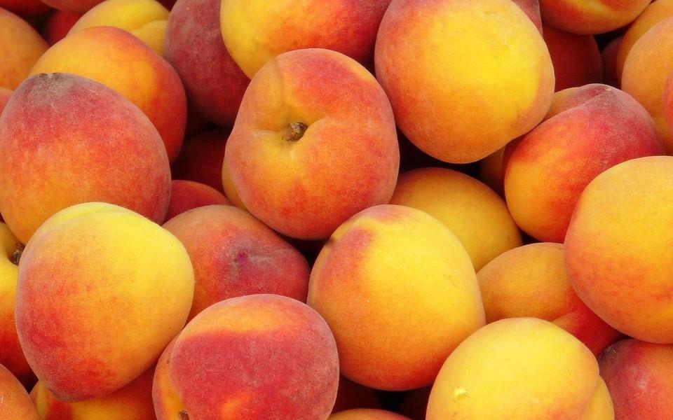 夏日甜蜜水果图片