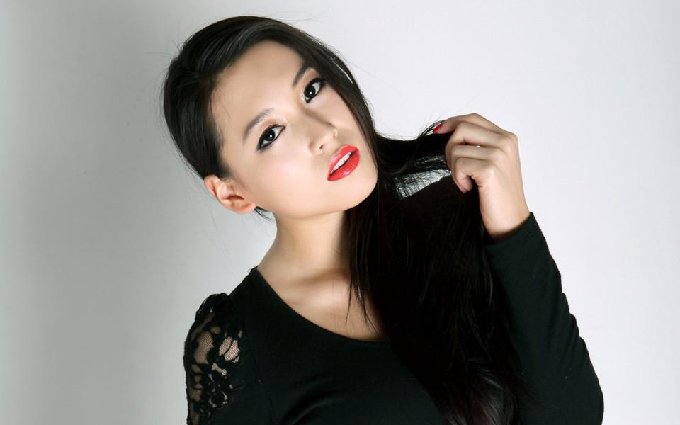 宁丹琳气质美女图片