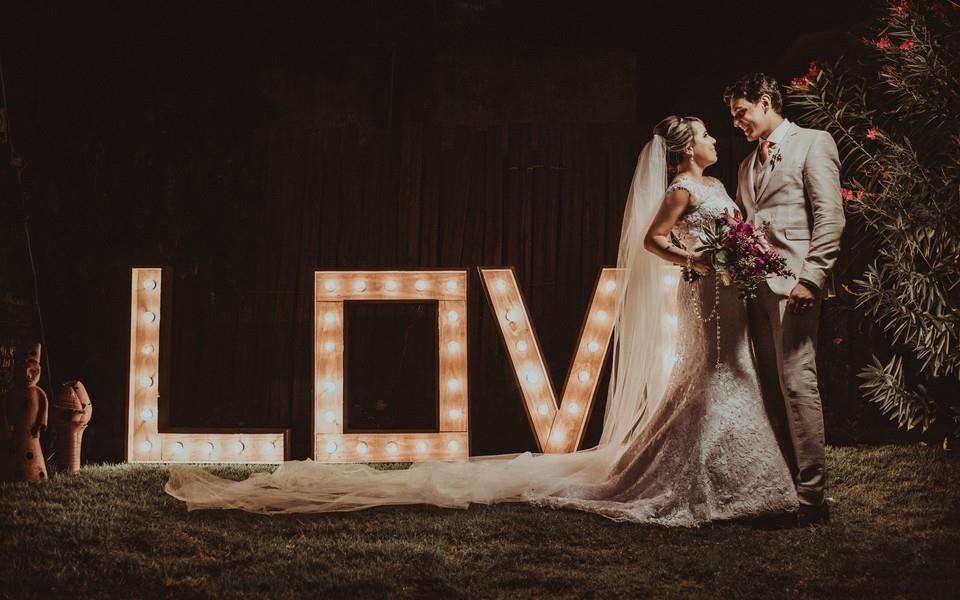 唯美幸福甜美婚纱照图片