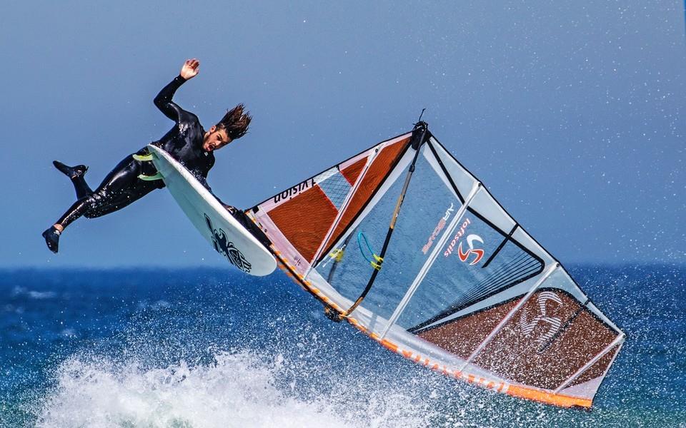 刺激的水上运动图片