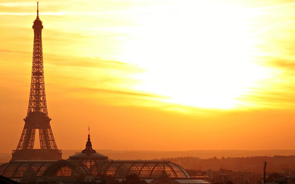 埃菲尔铁塔高清图片