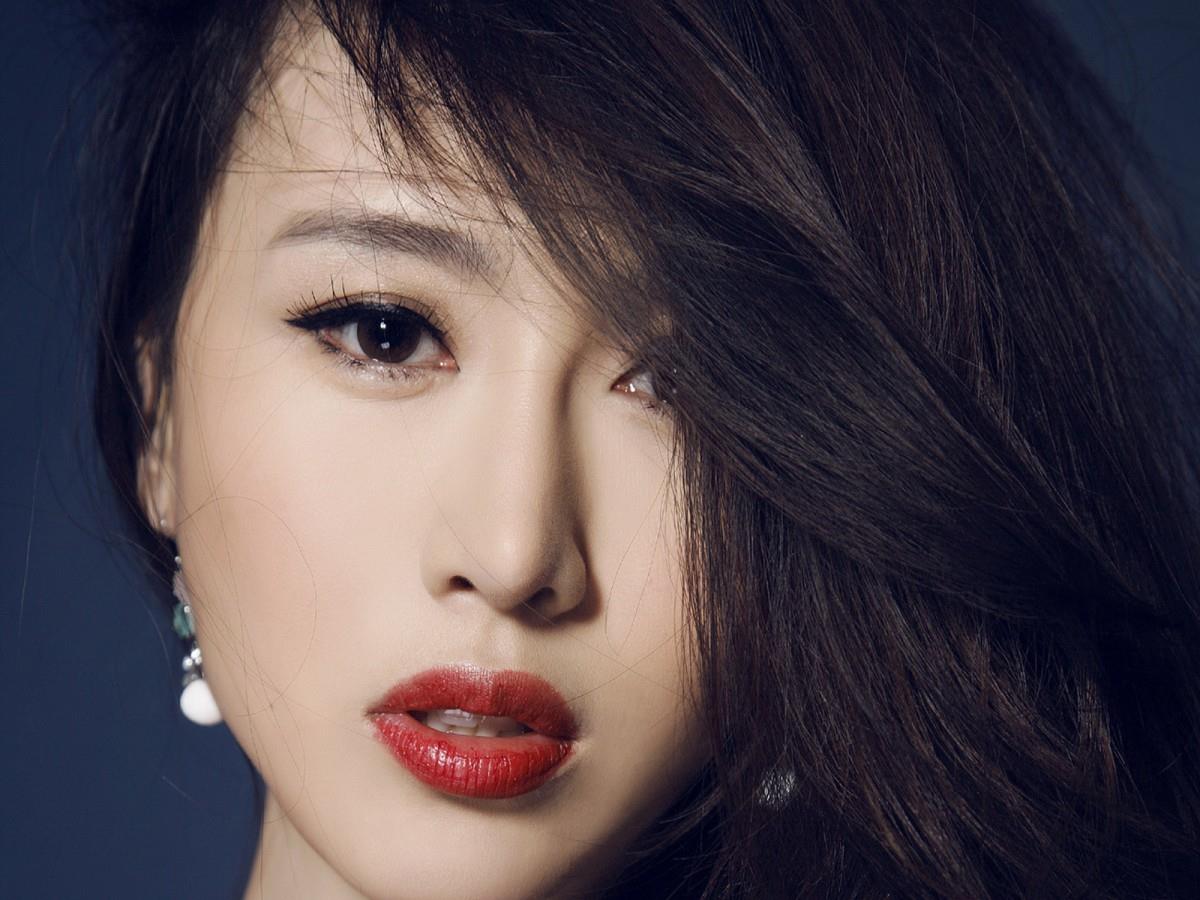 美女赵芸萱图片