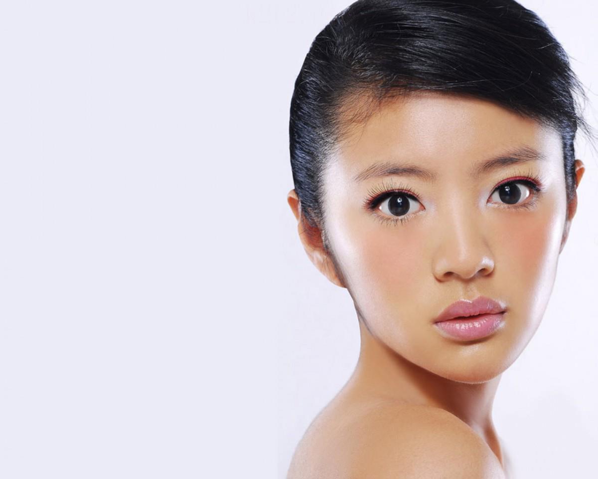 安以轩高清图片