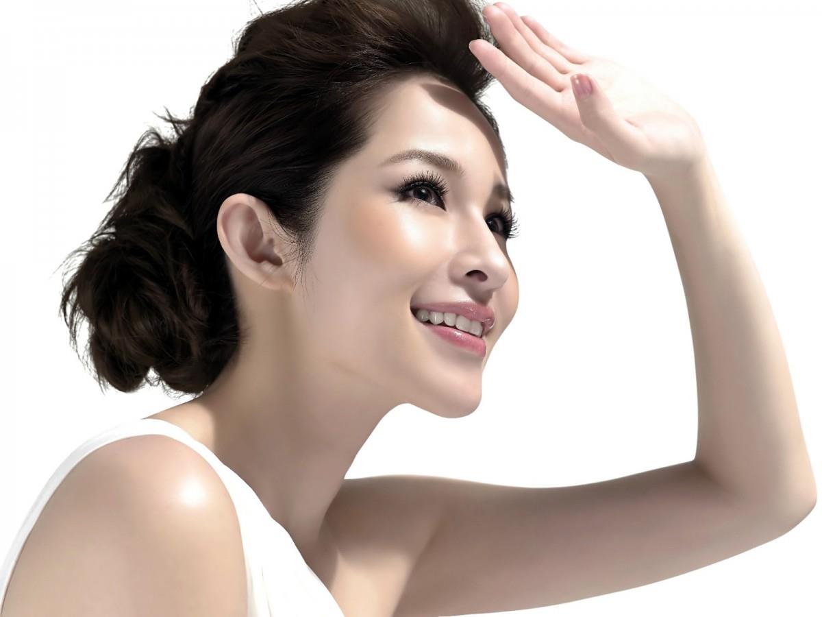 台湾女歌手萧亚轩图片