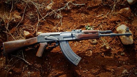 AK 47突击步枪高清图